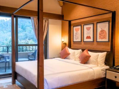 Hibiscus Room
