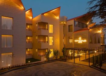 Arif Castles Hotel Nainital