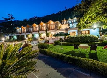 Seasons Hotel by Xperience