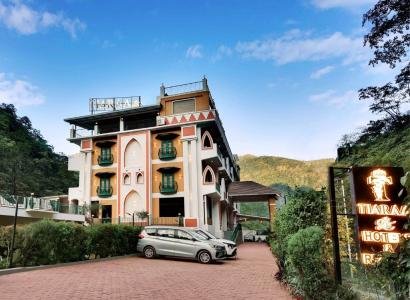 Tiaraa Lite Ganges Retreat